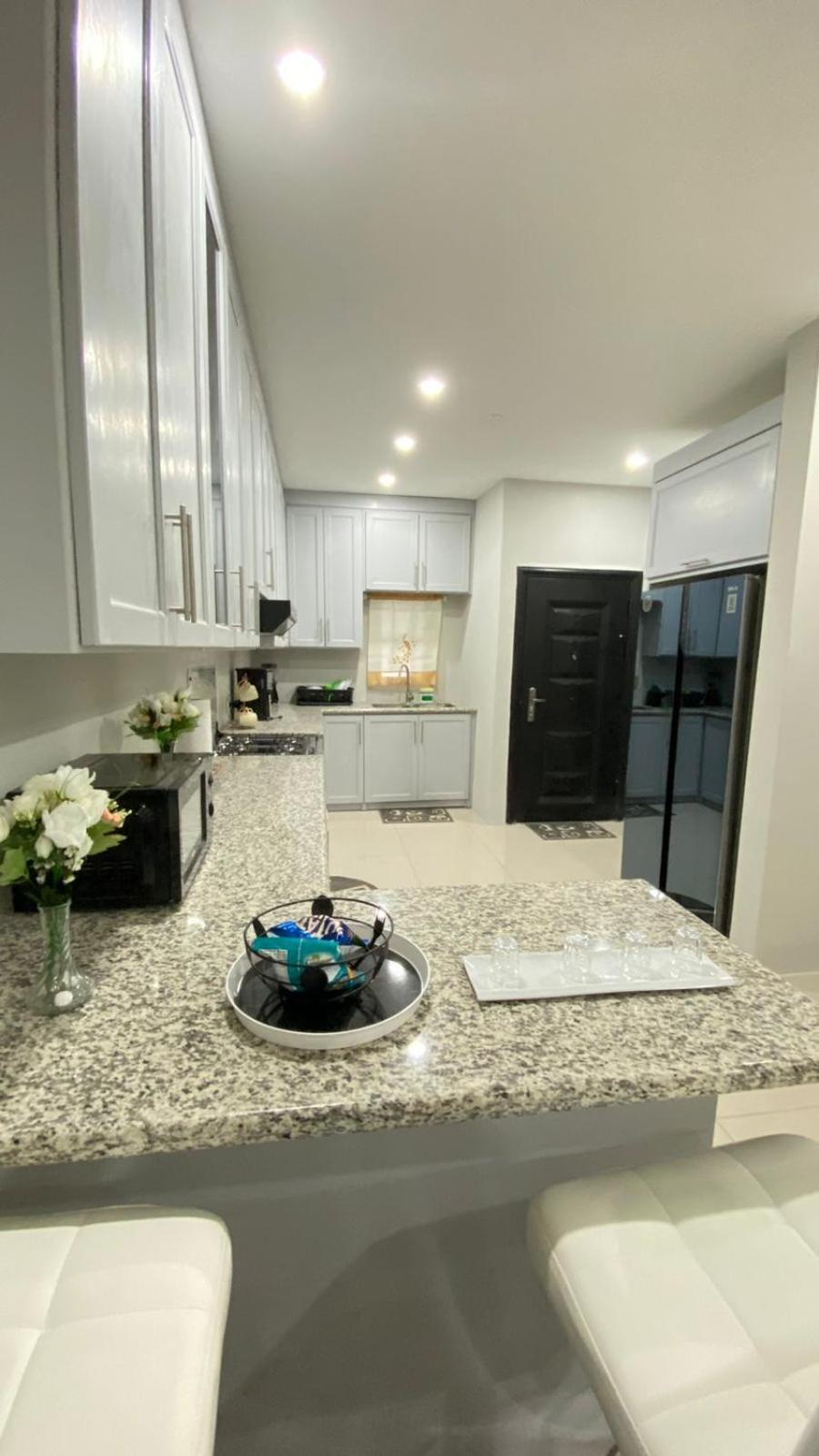 Serenity Condo Piarco Exterior foto